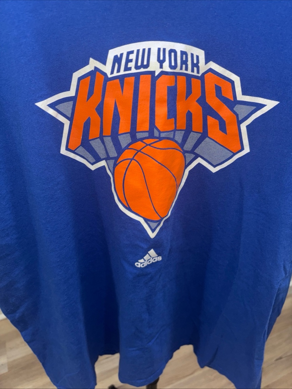 Adidas Royal Blue & Orange New York Knicks Graphic Tee-Shirt Size XL